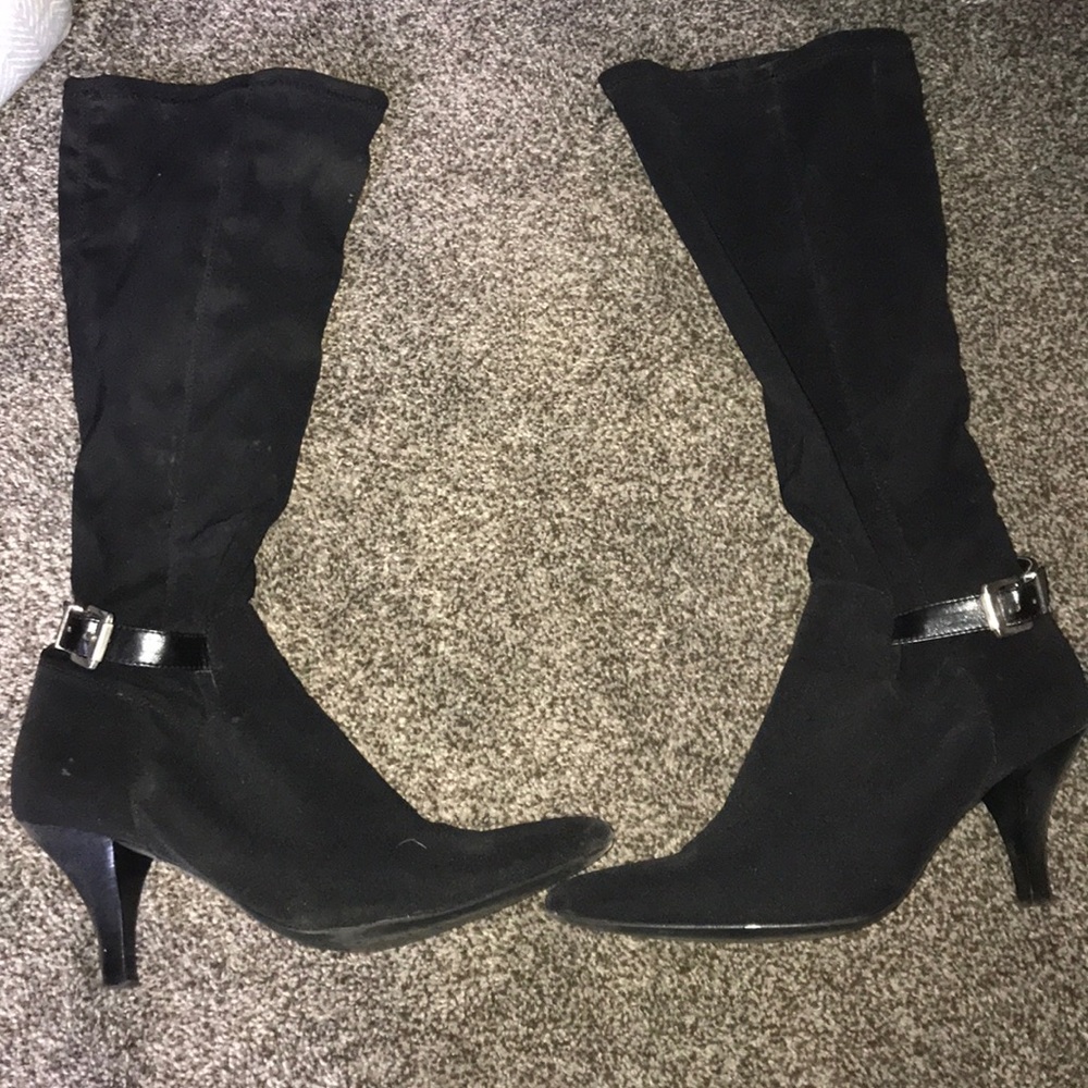 Knee high black stretch boots size 7 1/2 EUC